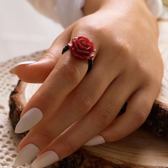 Jewelry - - Rose - Handmade Beaded Flower Ring US 10-12.5